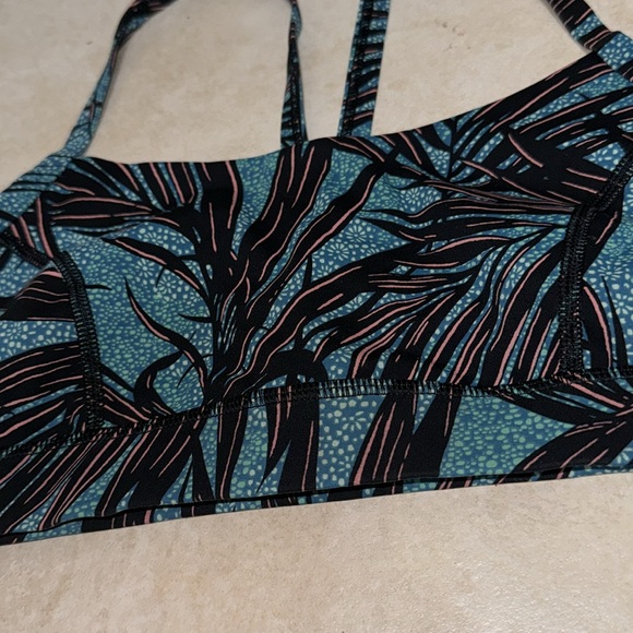 Lululemon Rise and Run Bra Womens Mini Palm Lace Tofino Teal Multi Black - Picture 5 of 11